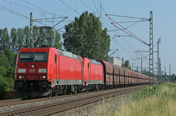 Kohletransport - DB Cargo mit Ganzzug bei Fürth/Vach - Doppeltraktion mit Baureihe 185