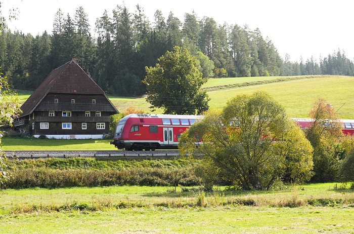 DB245432 Unterwegs auf der Schwarzwaldbahn