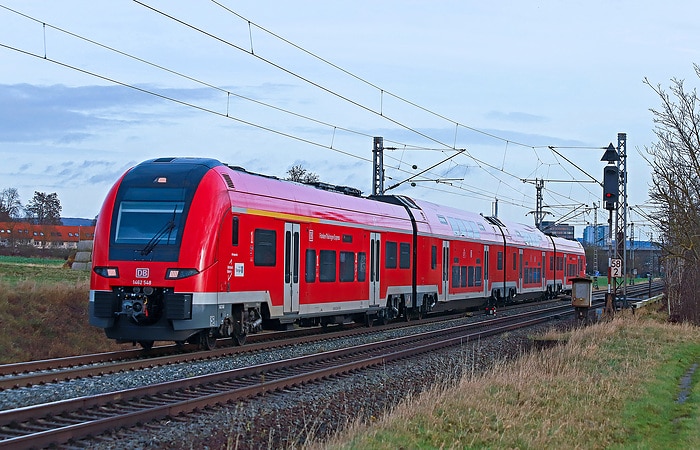 DB253702 DB Regio mit einem Desiro HC als "Franken-Thüringen-Express" bei Schweinfurt