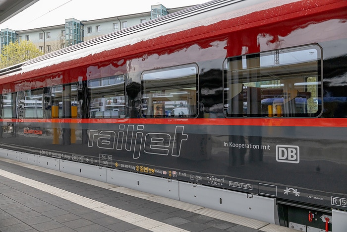 DB253746 Mehr Komfort für Reisende nach Österreich und Italien: Der Railjet der neuen Generation