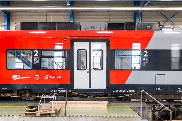 DB254571 Modernisierte ET 424 für die S-Bahn Köln
