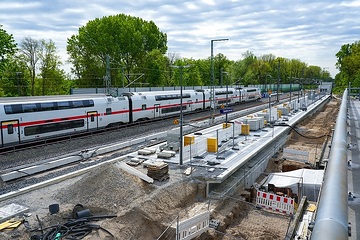 Dresdener Bahn - Bahnhof Blankenfelde (Kr Teltow-Fläming) im Bauprozess.